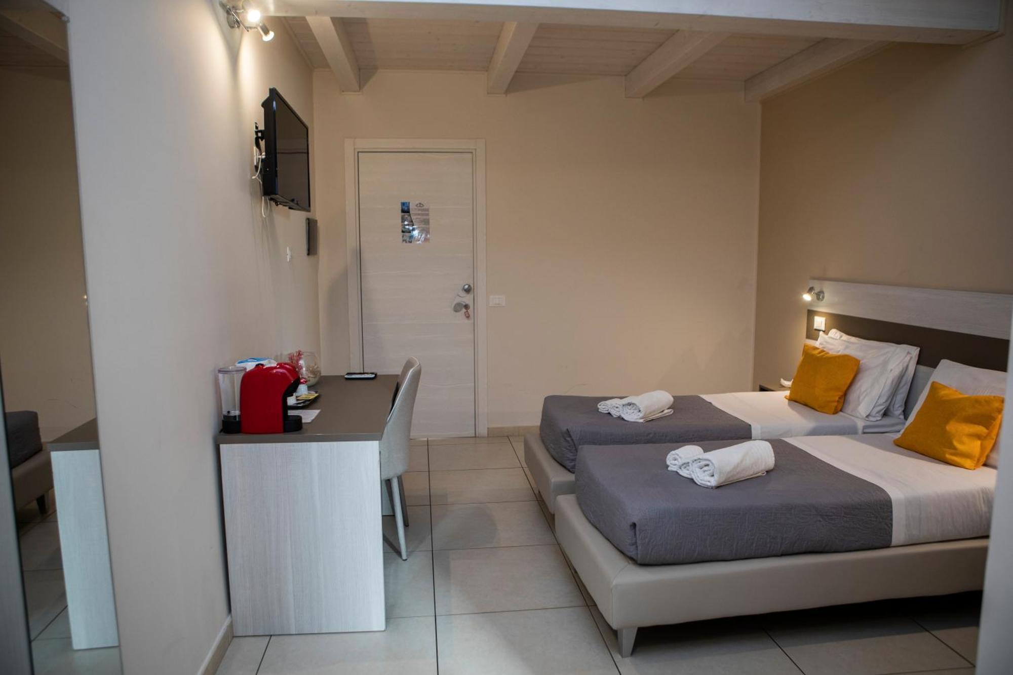 La Perla Amantea - Rooms & Apartaments Exterior photo