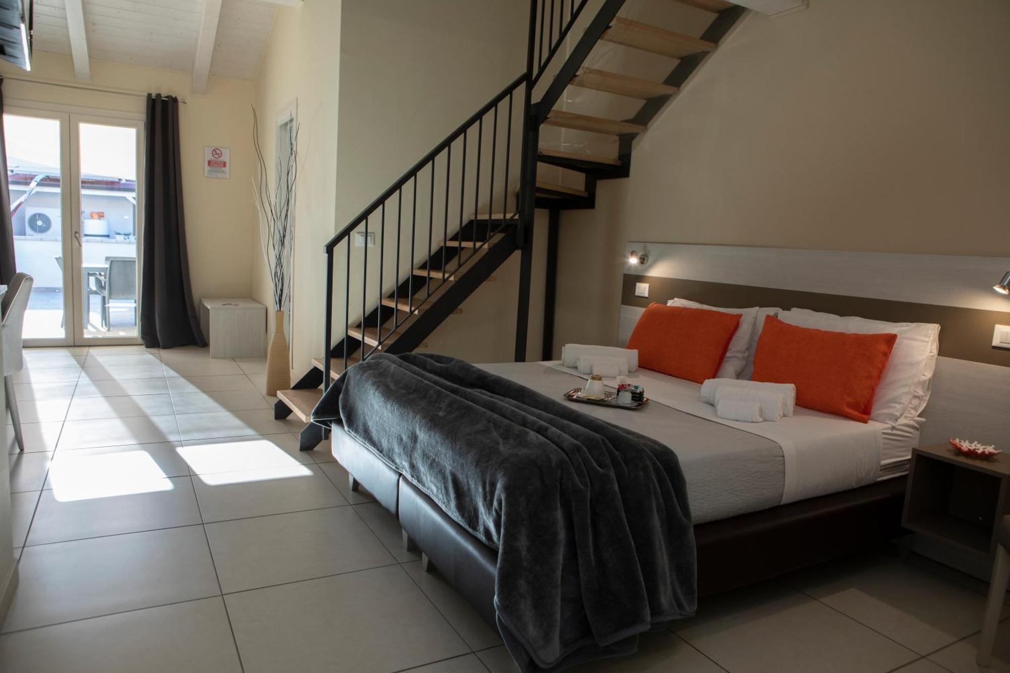 La Perla Amantea - Rooms & Apartaments Exterior photo