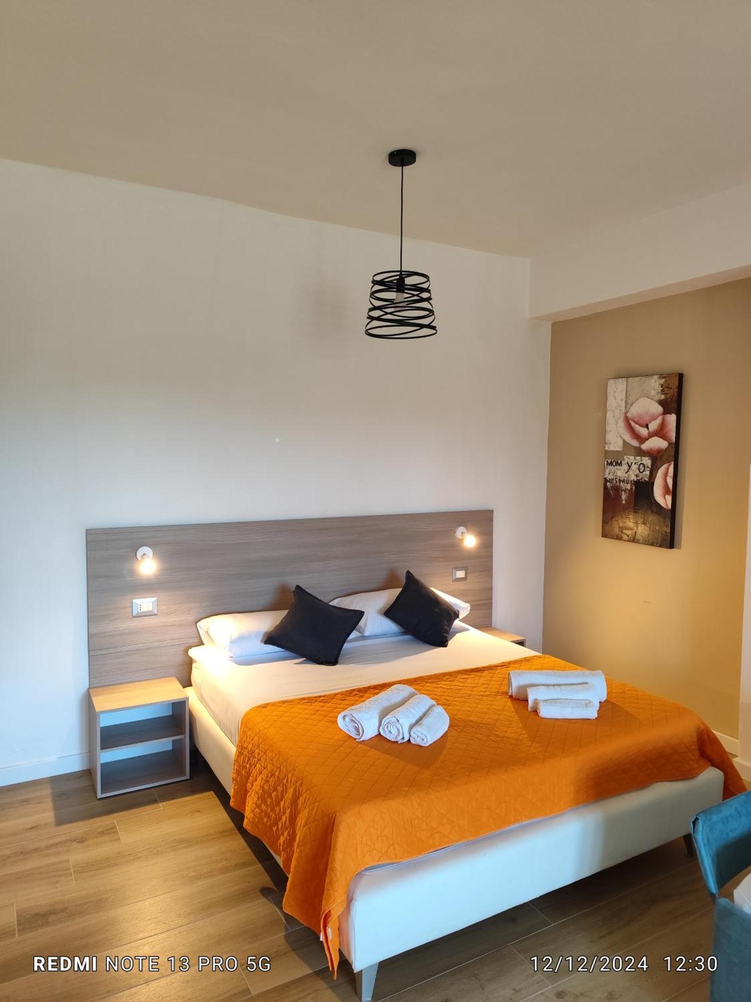 La Perla Amantea - Rooms & Apartaments Room photo